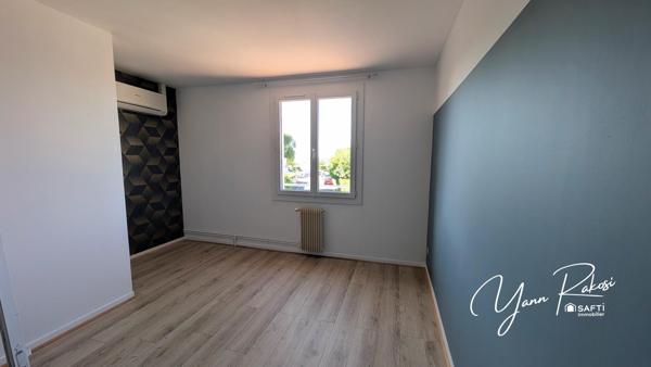 MAISON 4 CHAMBRES, JARDIN, GARAGE À SAINT JEAN D'ANGÉLY