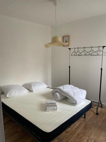 LOCATION T1BIS MEUBLE RODEZ SANS FRAIS D'AGENCE