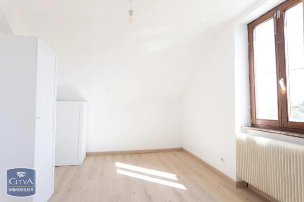 Maison à vendre 6 pièces 107.96m² Sermamagny (90300)