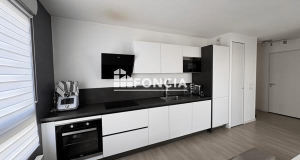 Location Appartement meublé 2 pièces 42.33 m² - Vaulx-en-velin 69120