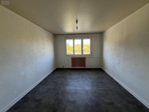 Appartement à louer à Ambérieu-en-Bugey dans l'Ain (01500), ref : LA2933-01032