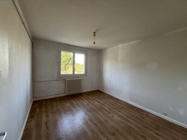 Appartement à louer à Ambérieu-en-Bugey dans l'Ain (01500), ref : LA2933-01032
