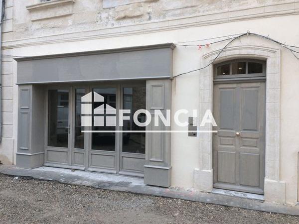 Location Local commercial 1 pièce 47.91 m² - 74 RUE BONNETERIE Avignon 84000
