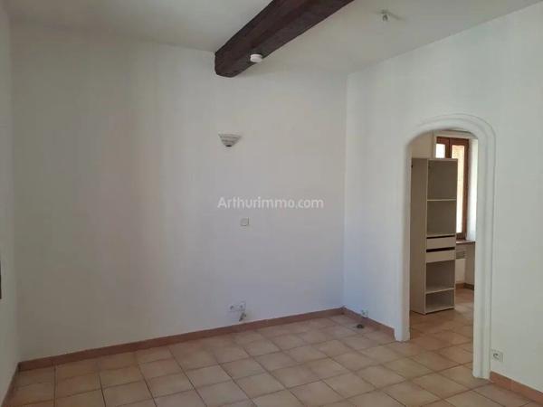 Location                                                      Appartement
                        
                     2 pièces                      25 m2                     à Salernes