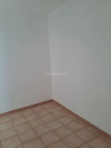 Location                                                      Appartement
                        
                     2 pièces                      25 m2                     à Salernes