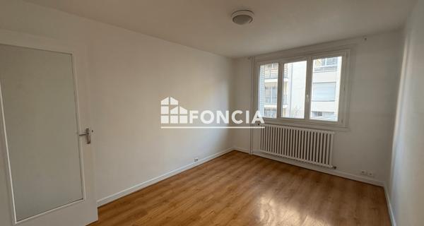 Location Studio 28.84 m² - Clermont-ferrand 63000