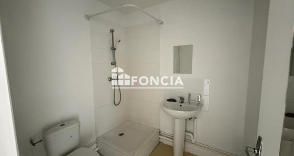 Location Studio 28.84 m² - Clermont-ferrand 63000