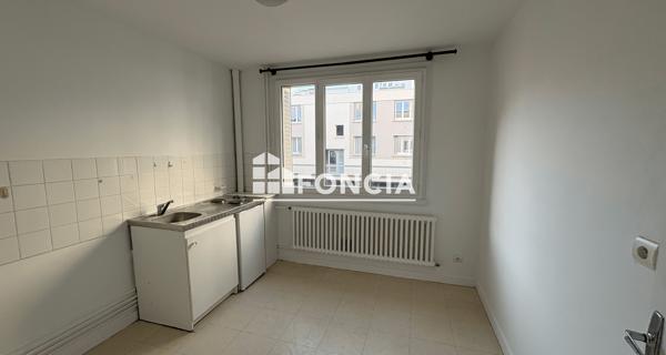 Location Studio 28.84 m² - Clermont-ferrand 63000