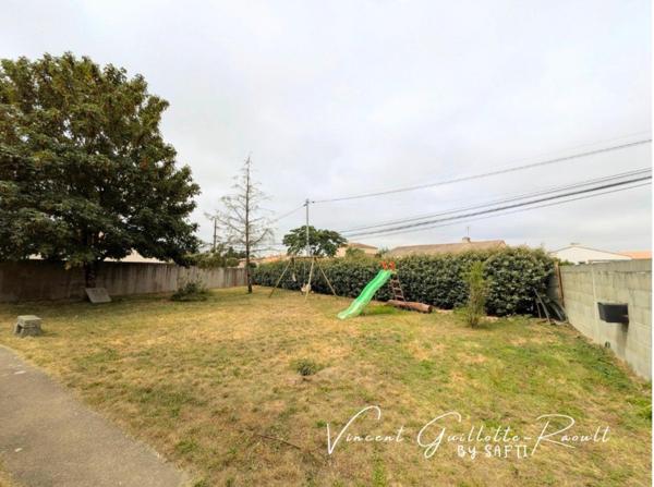 Terrain constructible non viabilisé 268m²