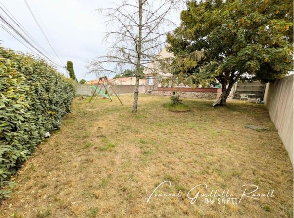 Terrain constructible non viabilisé 268m²