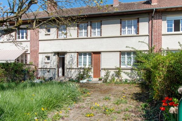 Maison à vendre 9 pièces VIMOUTIERS (61)