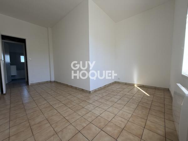 APPARTEMENT À LOUER DE 3 PIÈCES DE 46,18 M²