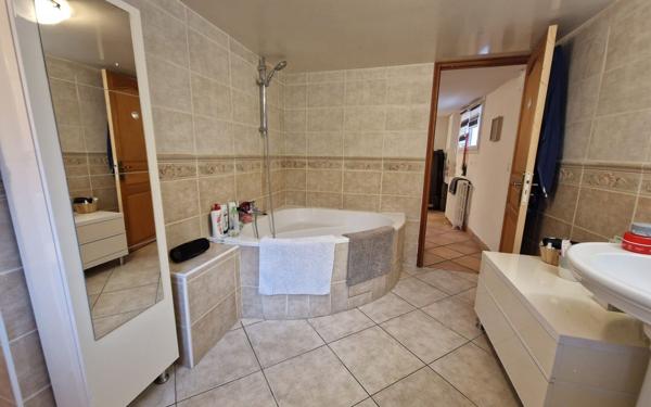 Maison à vendre    5 pièces • 156 m2 Tremblay-en-France