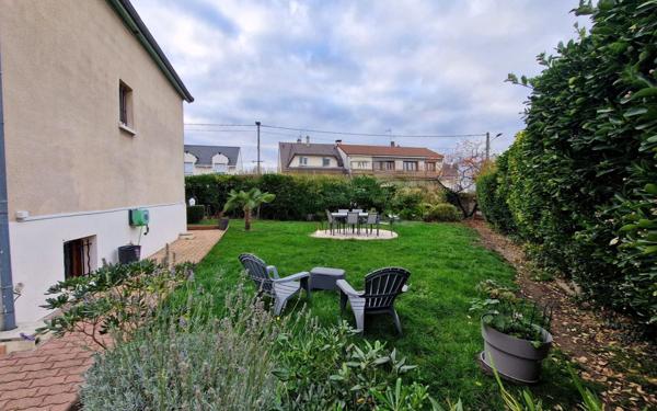 Maison à vendre    5 pièces • 156 m2 Tremblay-en-France