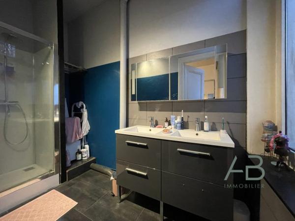 T2 Lille Saint Michel 48.33 m²