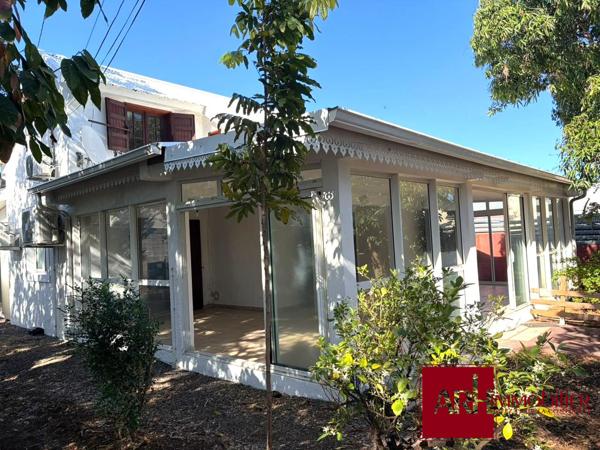 A LOUER VILLA F5 BOIS D'OLIVE AVEC GRAND JARDIN