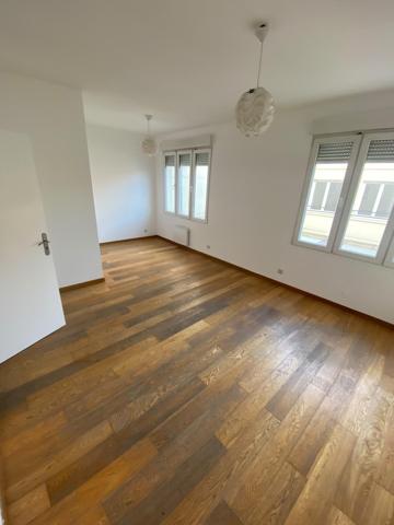 Magnifique Duplex - T5 - 140m2  et terrasse - Rue du Dr Parat - Romainville