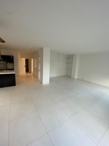 Magnifique Duplex - T5 - 140m2  et terrasse - Rue du Dr Parat - Romainville