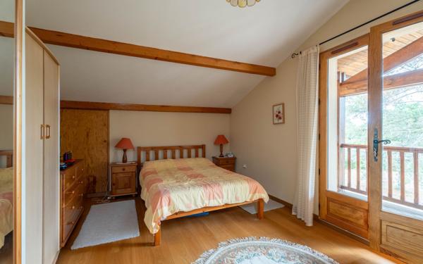 Maison à vendre    5 pièces •  Lüe