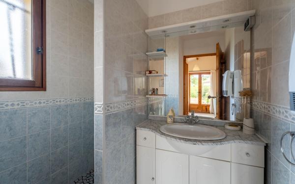 Maison à vendre    5 pièces •  Lüe