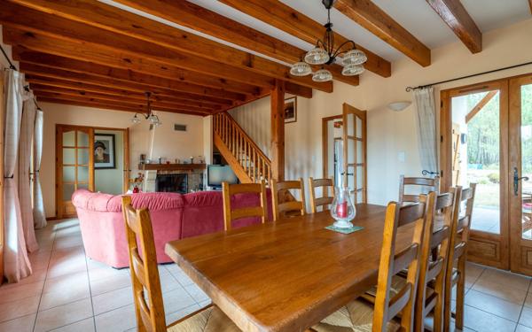 Maison à vendre    5 pièces •  Lüe