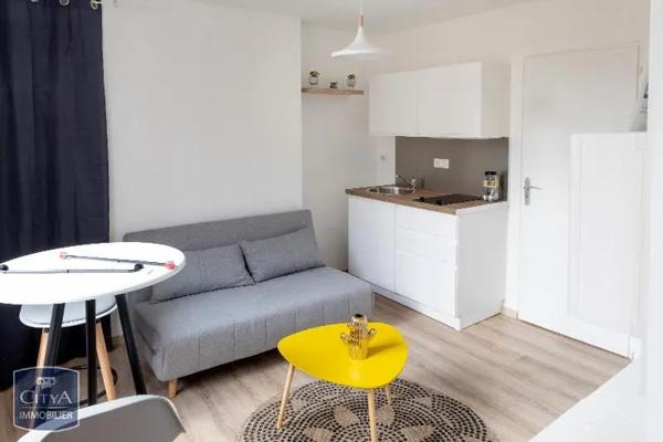 Appartement à louer 1 pièce 15.05m² Riom (63200)