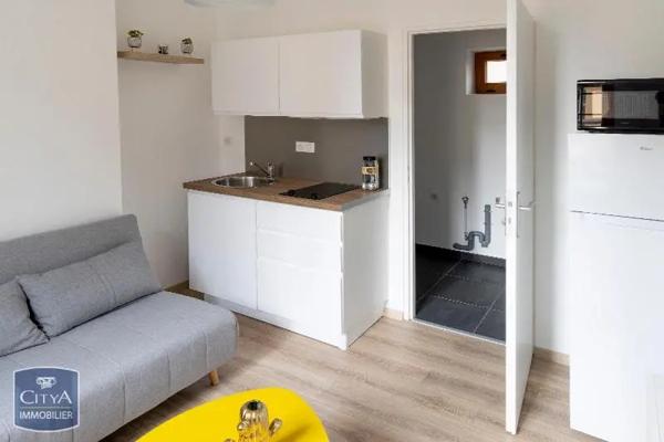 Appartement à louer 1 pièce 15.05m² Riom (63200)