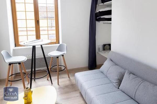 Appartement à louer 1 pièce 15.05m² Riom (63200)