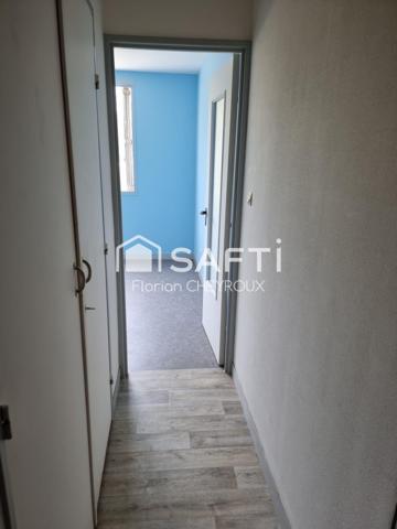 T1 de 33 m² avec balcon, parking et cave, Roussillon