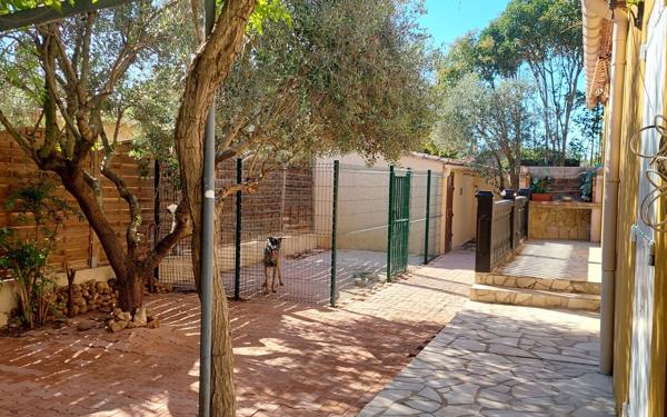 Maison à vendre    6 pièces •  Gallargues-le-Montueux