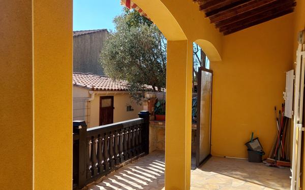 Maison à vendre    6 pièces •  Gallargues-le-Montueux