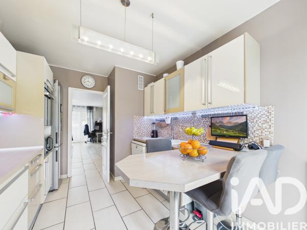 Appartement à vendre 5 pièces 88,85 m² Évry-Courcouronnes