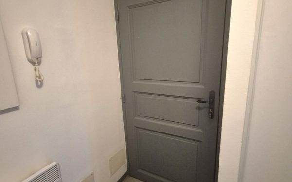 Appartement à vendre    1 pièce • 24,12 m2 Bayonne