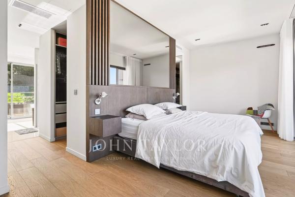 EST PARISIEN - VILLA D'ARCHITECTE NEUVE