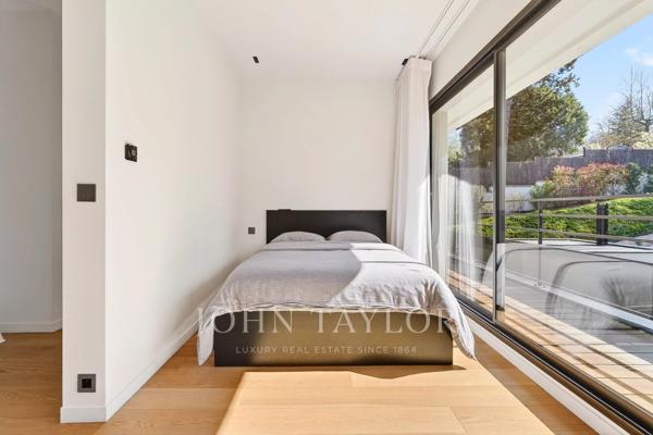 EST PARISIEN - VILLA D'ARCHITECTE NEUVE