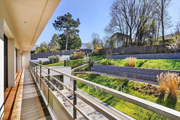 EST PARISIEN - VILLA D'ARCHITECTE NEUVE