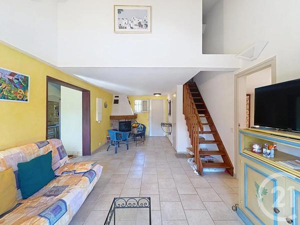 Maison à vendre  6 pièces - 122,52 m 2   CAVALAIRE SUR MER  - 83