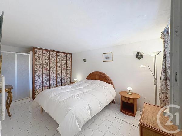 Maison à vendre  6 pièces - 122,52 m 2   CAVALAIRE SUR MER  - 83