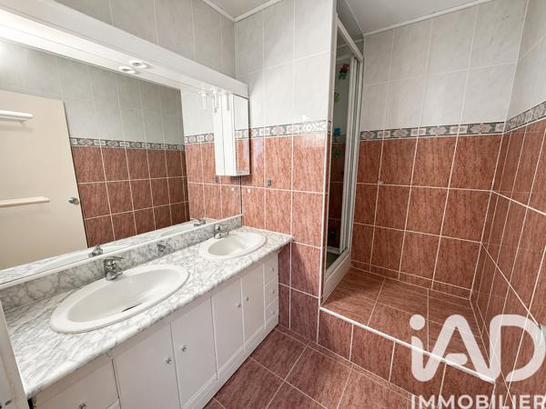 Appartement à vendre 4 pièces 80 m² Nîmes