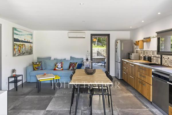 Sanary-sur-Mer – Villa avec piscine et appartement T3 indépendant