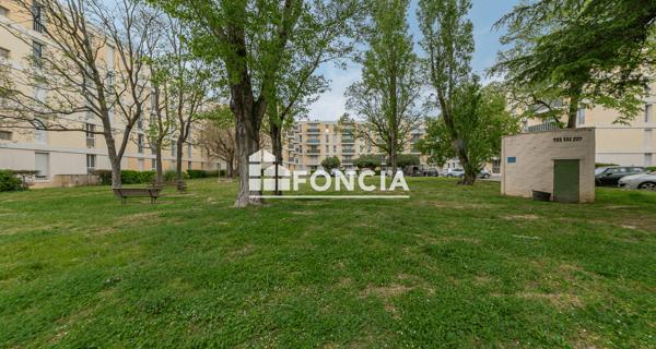À vendre Appartement 4 pièces 72.11 m² - Salon-de-provence 13300