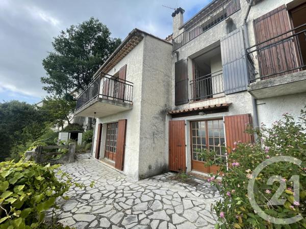 Maison à vendre  9 pièces - 210,97 m2 ST LAURENT DU VAR - 06
