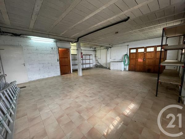 Maison à vendre  9 pièces - 210,97 m2 ST LAURENT DU VAR - 06