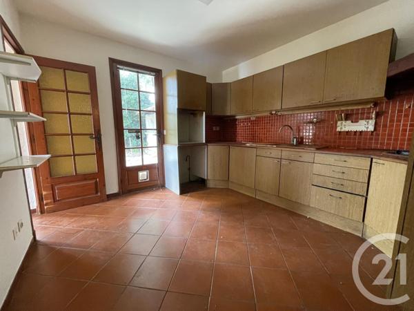 Maison à vendre  9 pièces - 210,97 m2 ST LAURENT DU VAR - 06