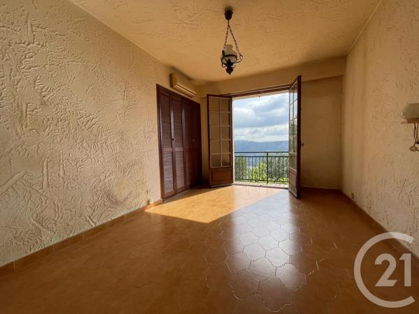 Maison à vendre  9 pièces - 210,97 m2 ST LAURENT DU VAR - 06