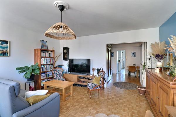 Appartement 4 pièces de 89 m² avec Ascenseur et proche du centre et de la gare