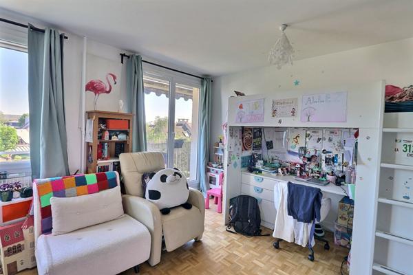 Appartement 4 pièces de 89 m² avec Ascenseur et proche du centre et de la gare