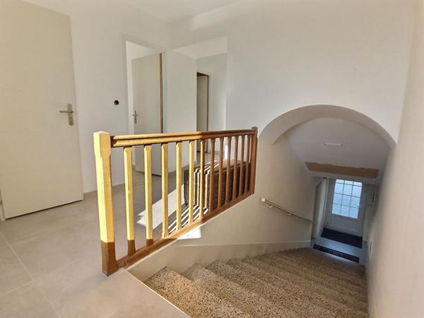 Ancienne ferme rénové de 1780 368m2 au total 180m2