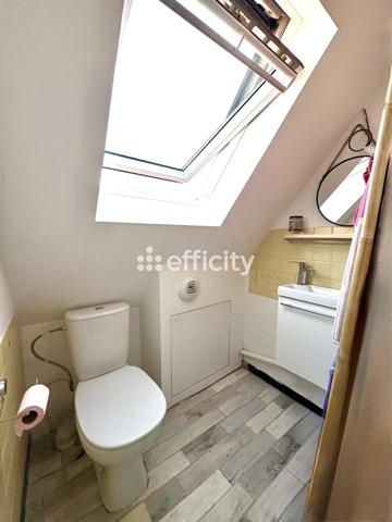 Maison
         5 pièces
        - 125 m² Exclusivité 183 000 € *