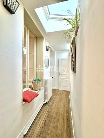 Maison
         5 pièces
        - 125 m² Exclusivité 183 000 € *
